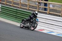 Vintage-motorcycle-club;eventdigitalimages;mallory-park;mallory-park-trackday-photographs;no-limits-trackdays;peter-wileman-photography;trackday-digital-images;trackday-photos;vmcc-festival-1000-bikes-photographs